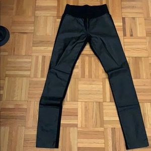 Club Monica one sided leather leggings